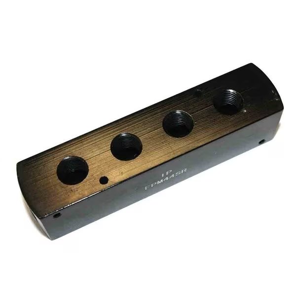 3/8 Inch FPT (Inlet) x 1/4 Inch FPT (4 Outlets) Aluminum Rectangle Pencil Manifold Reducer, PK 25, Interstate Pneumatics, Mfr#: FPM44SR-25K