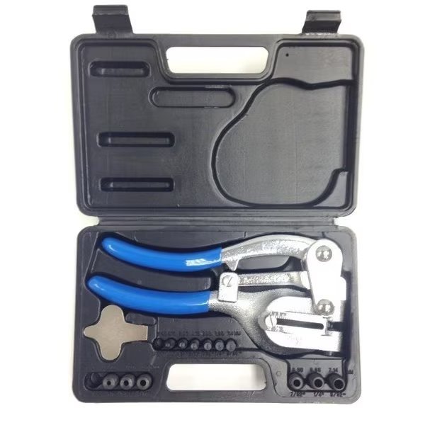 17 Piece Metal Power Punch Kit With Punches & Dies, Hhip, Mfr#: 7070-0016