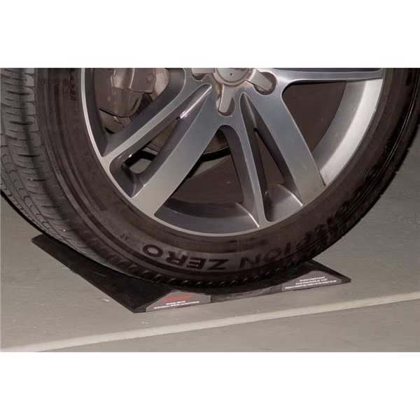 Tire Saver 90215 15 in. Park Smart Tire Saver Ramps for 13-26 in. Tire; Set of 2, Tire Saver, Mfr#: 90215