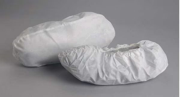 Critical Cover® UltraGrip™ Shoe Covers, Anti-skid Sole, XL, White, PK200, Alpha Pro Tech, Mfr#: SH-E1313-BH