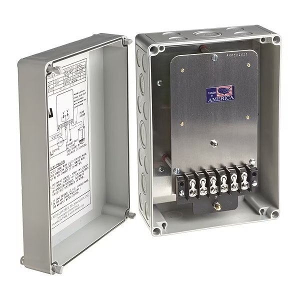 Contrl, No Foam, 2 Lvl, 220V, Aut-Off, Nema4x, Lumenite, Mfr#: FMFT-2012-C-PWP