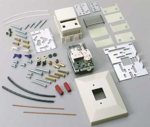 Pneumatic Thermostat, Single Temperature, Heating and Cooling, 2 Pipe, Siemens, Mfr#: 192-841
