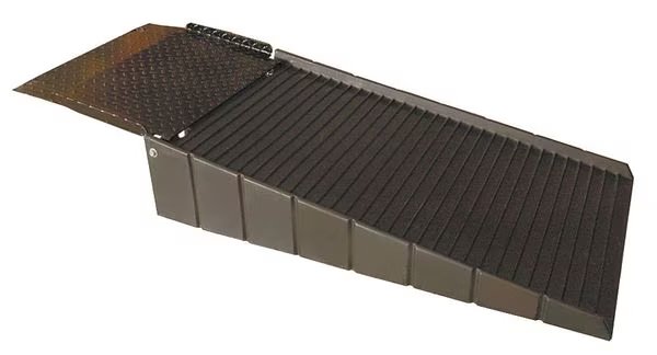 Spill Pallet Ramp, Black, 700 lb., Ultratech, Mfr#: 0678